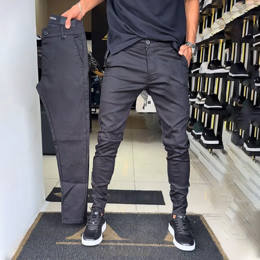 Męskie spodnie slim fit w jednolitym kolorze